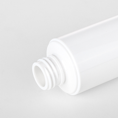 Het lege duidelijke ronde mini kosmetische plastic containerparfum nam de gouden fles van de mistnevel toe