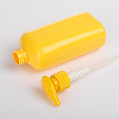 300 ml 500 van de de baby gele douane van ml noordse van de het reinigingsmiddelenessentie van het de aanrakingslichaam zachte flessen van de de bellenzeep schuimende