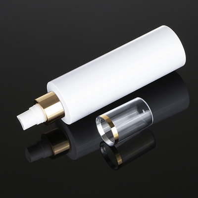 Witte plastic kosmetische van de de alcohol verpakkende container van de haarmist ononderbroken gouden hoogste 250ml de nevelfles van het de ruimtehotel 500ml