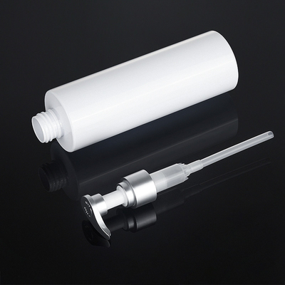 Van het het Gel200ml 500ml Zilveren Hoogste Serum van de HUISDIEREN de Witte Ronde Douche van de het Veredelingsmiddel Plastic Shampoo van de Pompskincare Verpakkende Fles