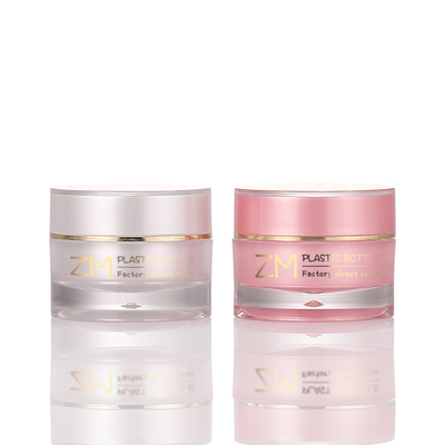 De roze Boter Verpakkende de Roomkruik Skincare van het Luxelichaam schrobt met Schroefdeksel Gouden Rim Cosmetic Container