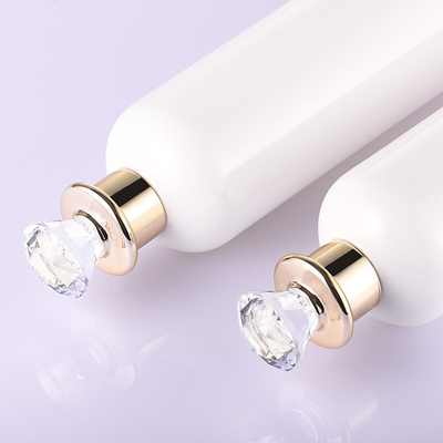 Hoog - kwaliteitshuisdier om het Witte Lege Schoonheidsmiddel die Zonder lucht van Unilever de Plastic Flessen van de Lotionshampoo met Diamond Cap verpakken