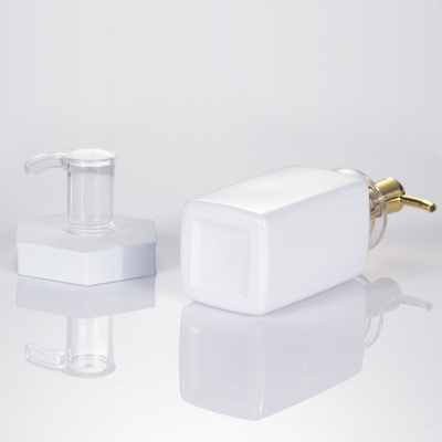 De biologisch afbreekbare Fles Zonder lucht van de de Luxe Kosmetische Lege Verpakkende Plastic Shampoo van 300ml 400ml 500ml Vierkante